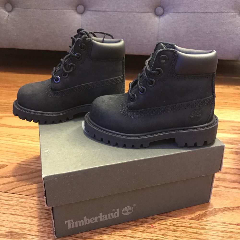Black Timberland boots size 5K